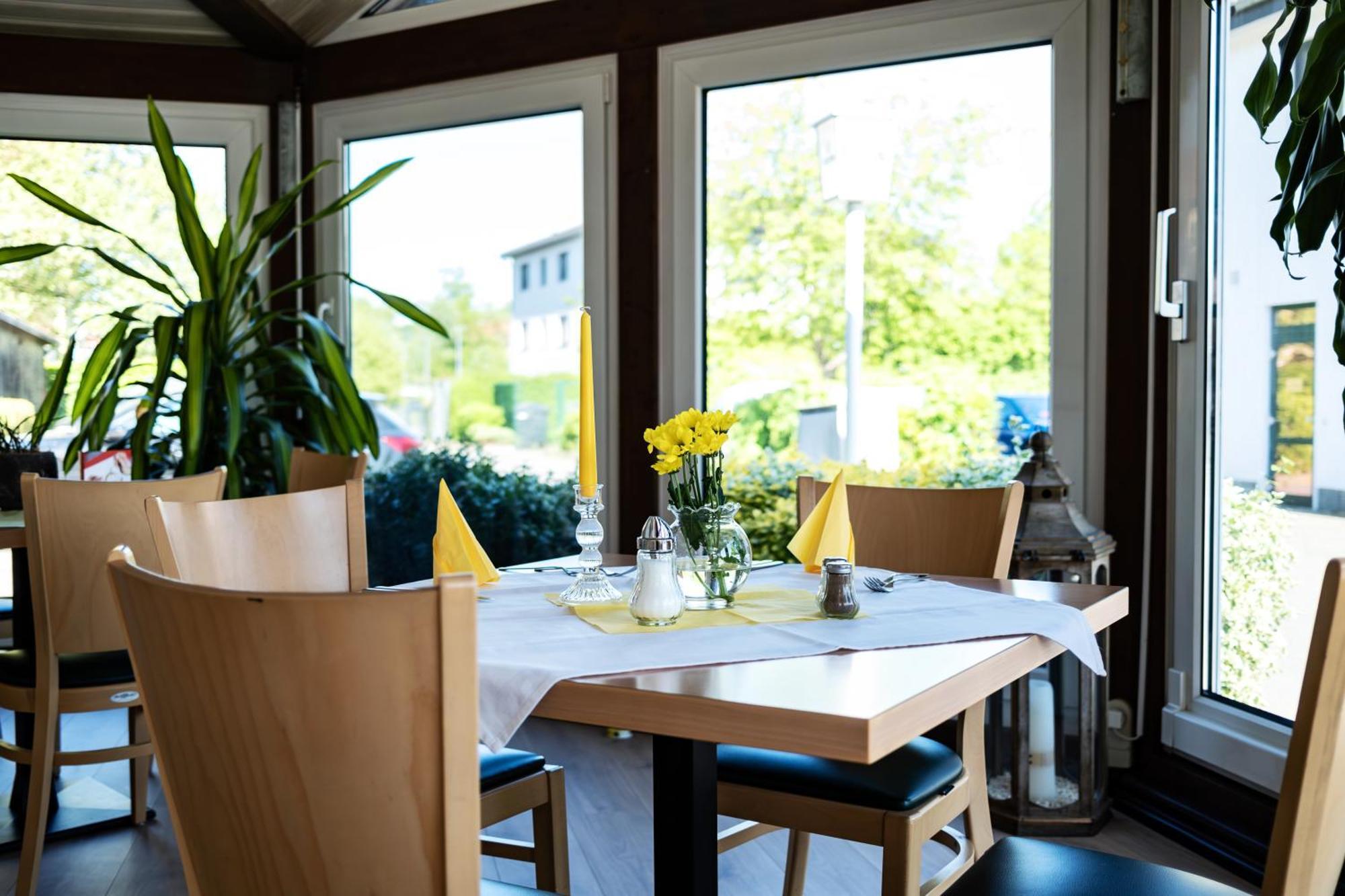 Restaurant & Hotel Storchenklause Storkow  Kültér fotó